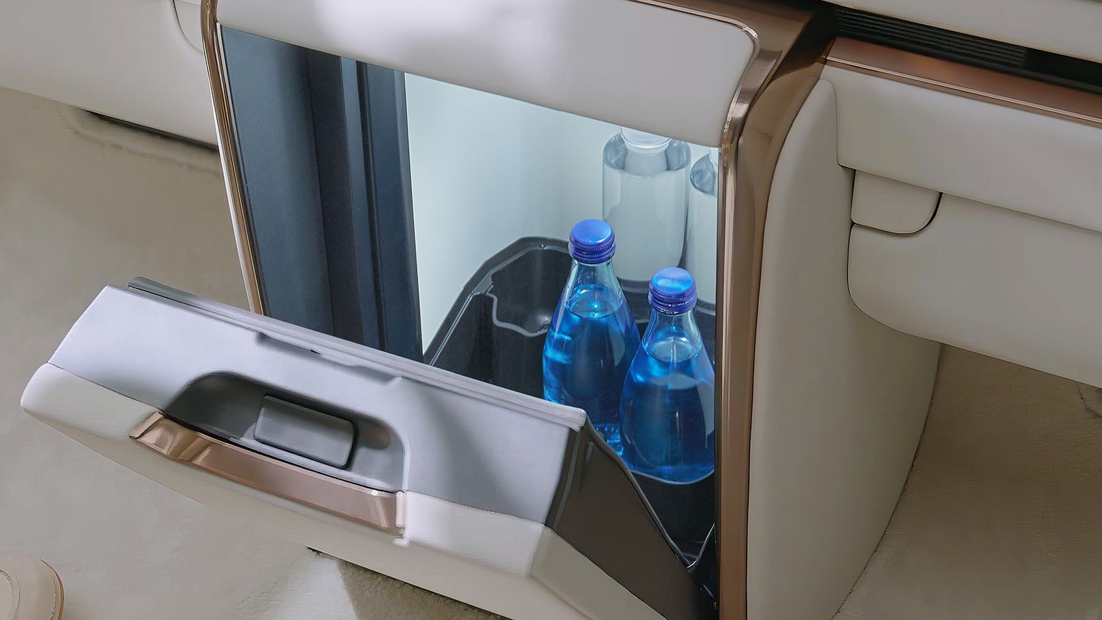 Η Lexus έκανε ακόμα καλύτερο το LM